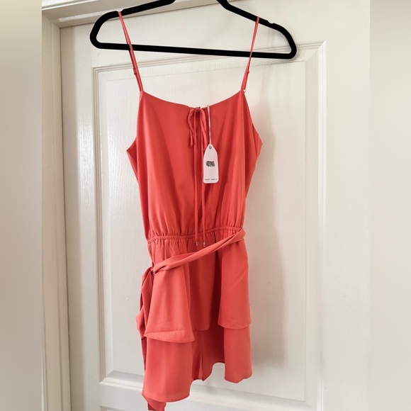 NEW | Naked Zebra | Sleeveless Ruffle Shorts Romper - Size S - Picture 1 of 4